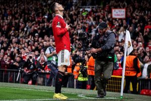 Ronaldo ăn mừng và ý nghĩa đặc biệt phía sau