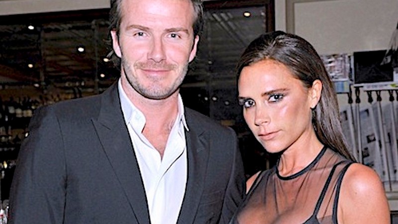 Vợ David Beckham và hình mẫu gia đình bóng đá quyền lực