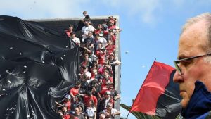 Huấn luyện viên Marcelo Bielsa - Gã điên bậc thầy của làng túc cầu