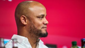 Huấn luyện viên Vincent Kompany - Huyền thoại có tiếp tục trở thành huyền thoại?