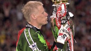 Thủ môn Peter Schmeichel - Người gác đền vĩ đại nhất của quỷ đỏ