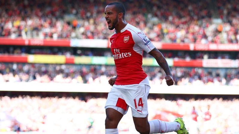 Cầu thủ Theo Walcott - Thần đồng mãi không thể lớn của pháo thủ