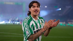 Cầu thủ Hector Bellerin - Sàn diễn thời trang cứu vãn sự nghiệp sân cỏ
