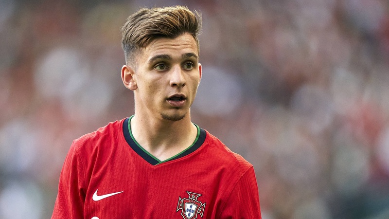 Cầu thủ Francisco Conceicao - Tiểu quái khuấy đảo thành Turin