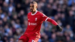 Cầu thủ Joel Matip - Thành công dù chẳng phải là tài năng quá nổi bật