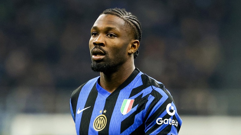 Cầu thủ Marcus Thuram - Chưa bao giờ thoát được cái bóng của người cha